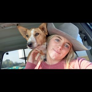 Meet your Posher, Kallie